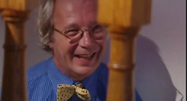 phim sex live trung Anh ta đánh cắp tivi để thủ dâm và trò chuyện với các nữ phim sex liếm lồn diễn viên khiêu dâm.