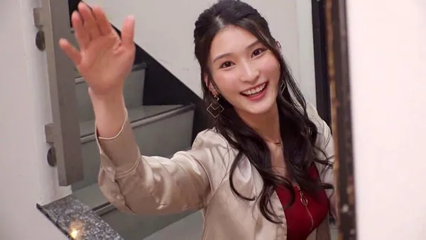 ibuki aoi sex Suzu honjou tìm kiếm bất cứ người đàn ông nào ở công ty cho cô bú